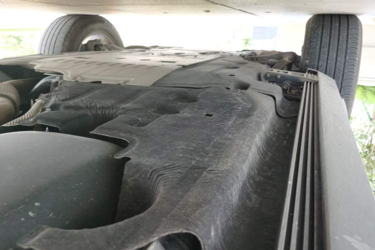 Used Land Rover Defender 2024 90 3.0T P400 HSE Chassis Front Left