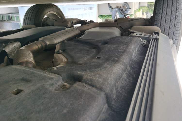 Used Land Rover Defender 2024 90 3.0T P400 HSE Chassis Rear Right