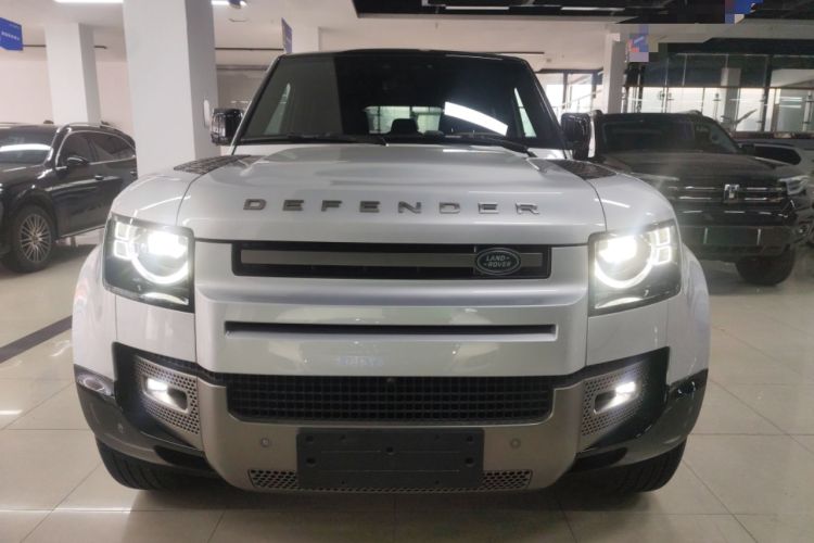 Used Land Rover Defender 2024 110 3.0T P400 X-DYNAMIC HSE Front