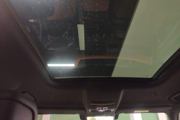 Used Land Rover Defender 2024 110 3.0T P400 X-DYNAMIC HSE Headliner