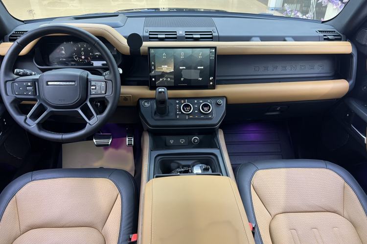 Used Land Rover Defender 2024 110 3.0T P400 X Interior 1
