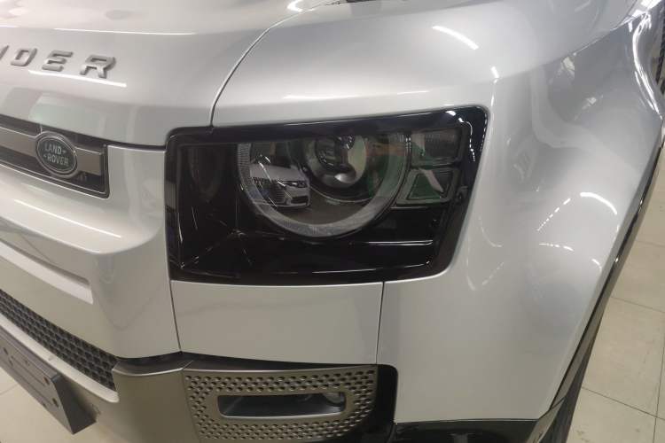 Used Land Rover Defender 2024 110 3.0T P400 X-DYNAMIC HSE Left Front Headlight