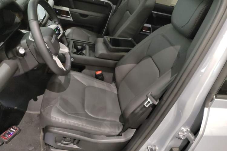 Used Land Rover Defender 2024 110 3.0T P400 XS Left Front Seat