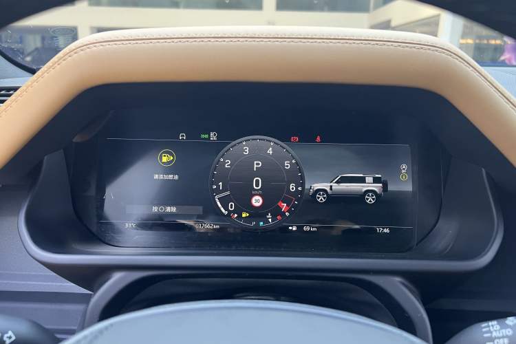 Used Land Rover Defender 2024 110 3.0T P400 X Odometer Close Up