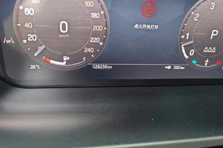 Used Land Rover Defender 2024 110 3.0T P400 X-DYNAMIC HSE Odometer Close Up