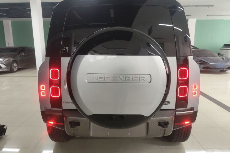 Used Land Rover Defender 2024 110 3.0T P400 X-DYNAMIC HSE Rear
