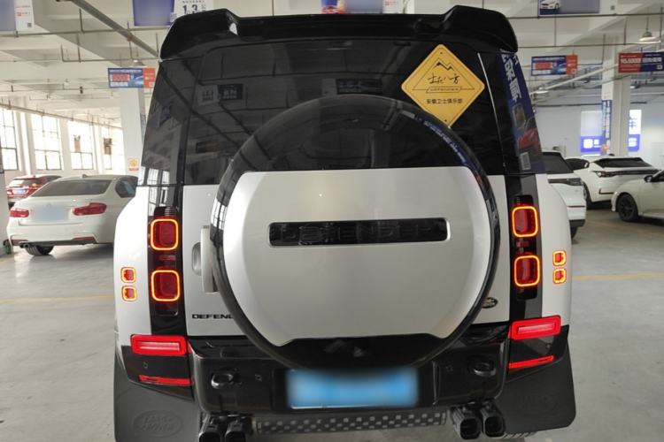 Used Land Rover Defender 2024 110 3.0T P400 X-DYNAMIC HSE Rear