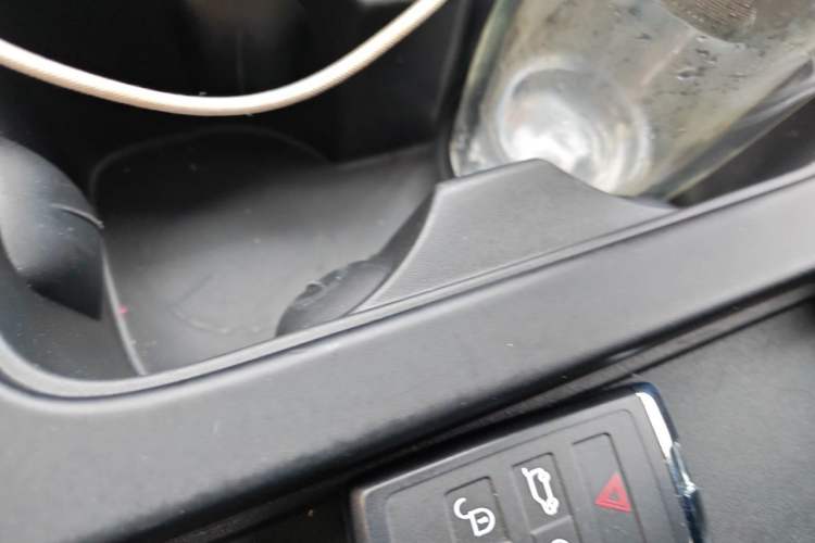 Used Land Rover Defender 2024 110 3.0T P400 X-DYNAMIC HSE Vehicle Key