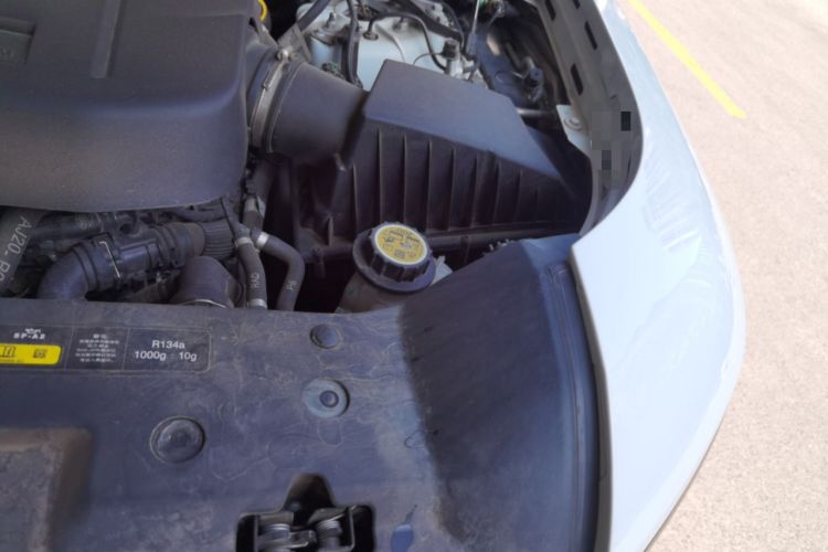 Used Land Rover Defender 2024 110 3.0T P400 X-DYNAMIC HSE Engine Bay Left