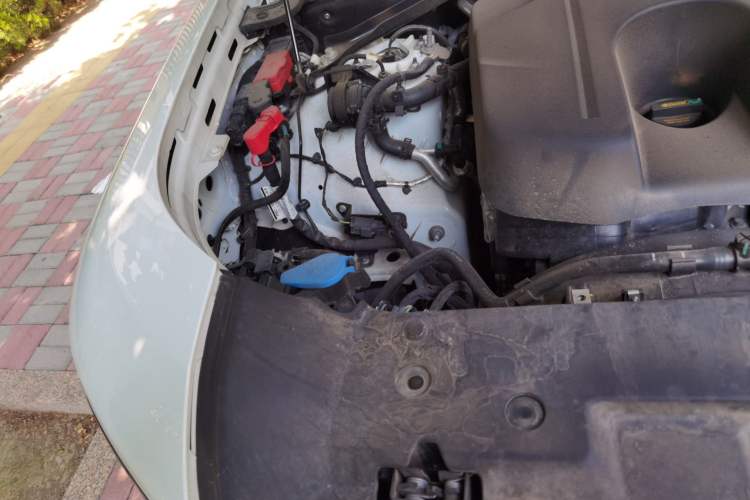 Used Land Rover Defender 2024 110 3.0T P400 X-DYNAMIC HSE Engine Bay Right