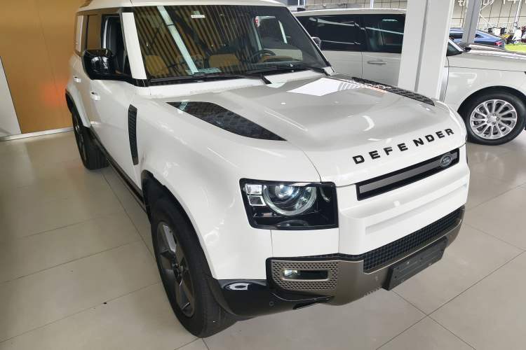 Used Land Rover Defender 2024 110 3.0T P400 X-DYNAMIC HSE Exterior 2