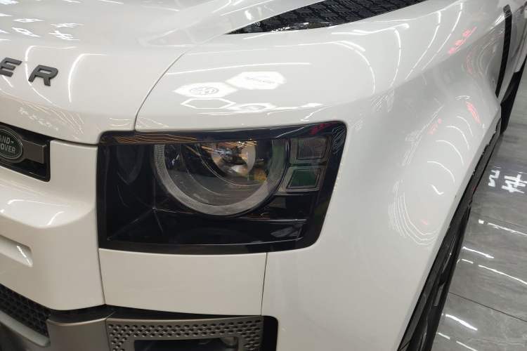 Used Land Rover Defender 2024 110 3.0T P400 X-DYNAMIC HSE Left Front Headlight