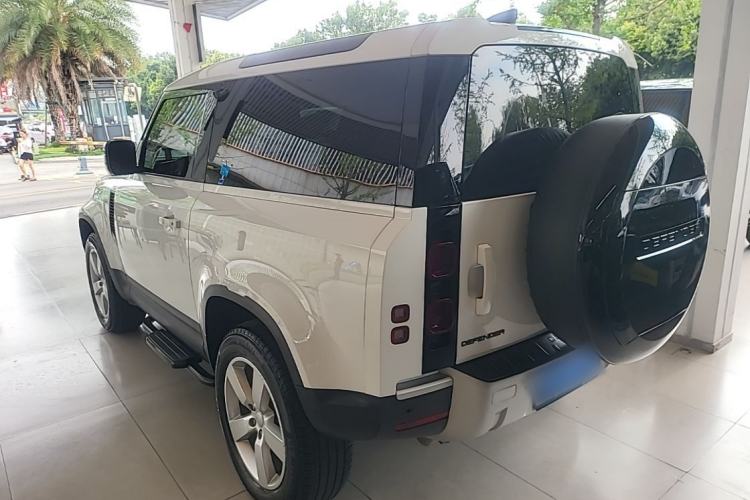 Used Land Rover Defender 2024 90 3.0T P400 HSE Rear Left 45 Deg