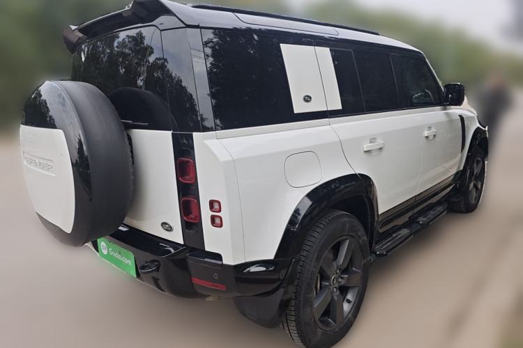 Used Land Rover Defender 2024 110 3.0T P400 X-DYNAMIC HSE Rear Right 45 Deg