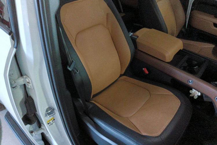 Used Land Rover Defender 2024 110 3.0T P400 X-DYNAMIC HSE Right Front Seat