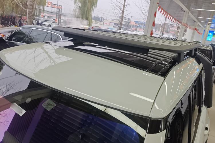 Used Land Rover Defender 2024 110 3.0T P400 Dark Edition Roof