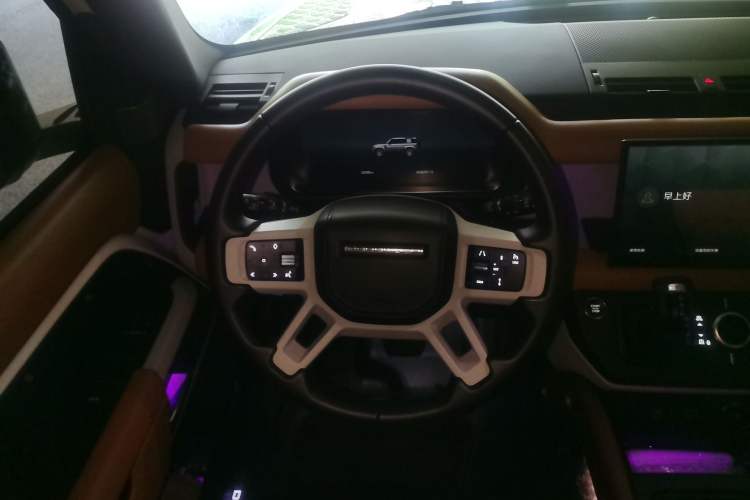 Used Land Rover Defender 2024 110 3.0T P400 X-DYNAMIC HSE Steering Wheel