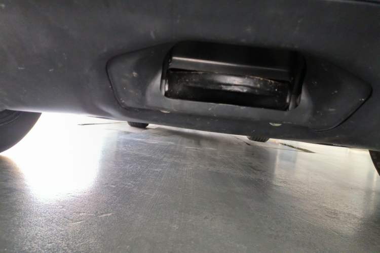 Used Land Rover Defender 2025 110 3.0T P400 Dark Edition Chassis Front