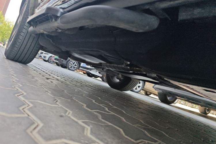 Used Land Rover Defender 2025 90 3.0T P400 X-Dynamic HSE Chassis Front Right