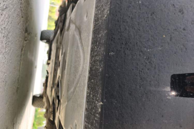 Used Land Rover Defender 2025 110 3.0T P400 – Dynamic HSE Chassis Front