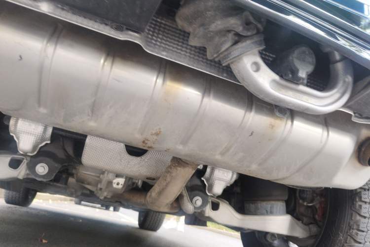 Used Land Rover Defender 2025 110 3.0T P400 Dark Edition Chassis Rear