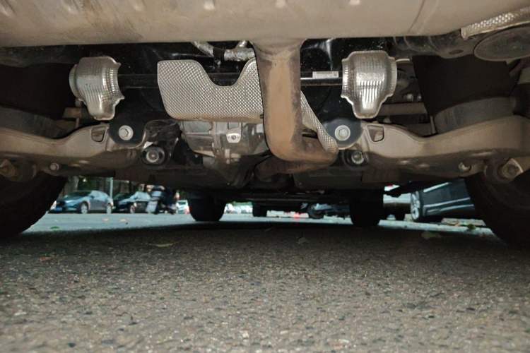 Used Land Rover Defender 2025 110 3.0T P400 Dark Edition Chassis Rear