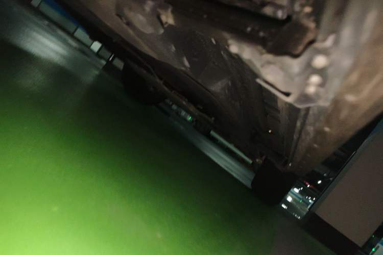 Used Land Rover Defender 2025 110 3.0T P400 X Chassis Rear Right
