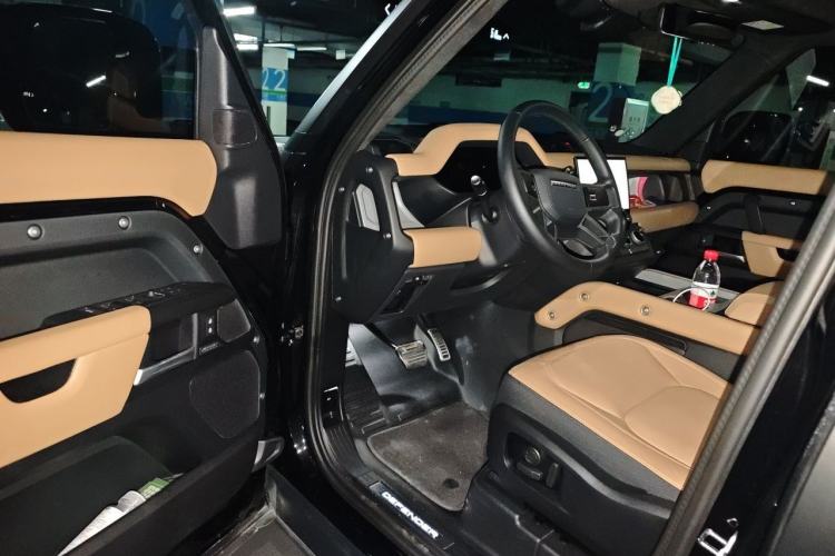 Used Land Rover Defender 2025 110 3.0T P400 X Driver Seat