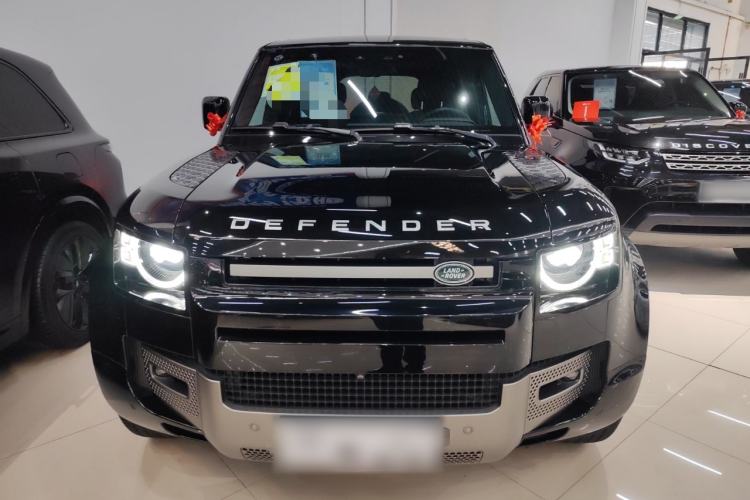 Used Land Rover Defender 2025 110 3.0T P400 – Dynamic HSE Exterior 1