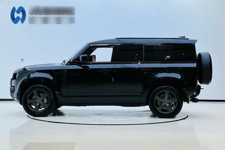 Used Land Rover Defender 2025 110 3.0T P400 – Dynamic HSE Exterior 4