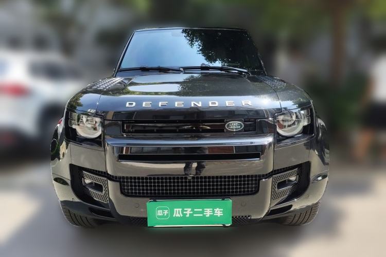 Used Land Rover Defender 2025 110 3.0T P400 – Dynamic HSE Front