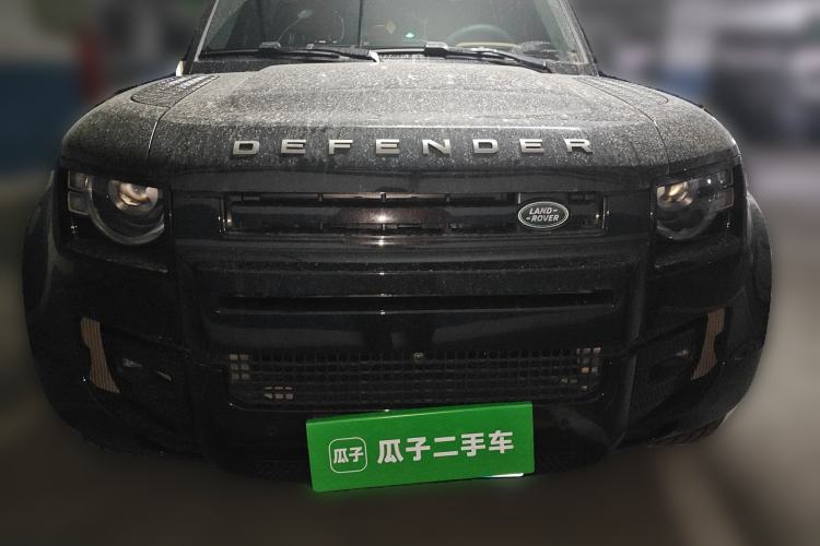 Used Land Rover Defender 2025 110 3.0T P400 – Dynamic HSE Front