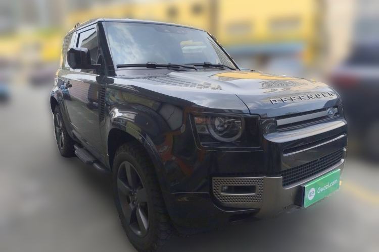 Used Land Rover Defender 2025 90 3.0T P400 X-Dynamic HSE Front Right 45 Deg