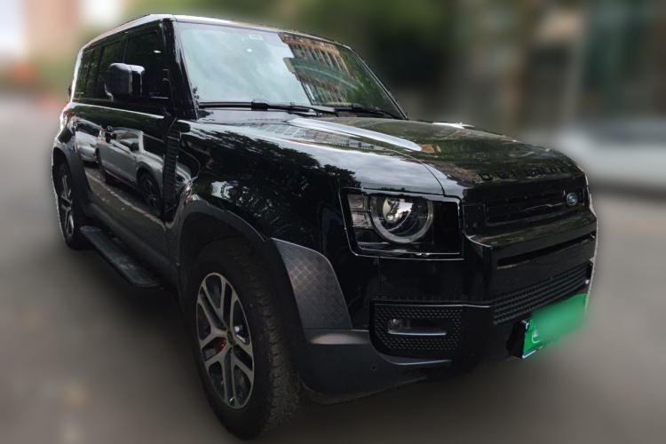 Used Land Rover Defender 2025 110 3.0T P400 Dark Edition Front Right 45 Deg