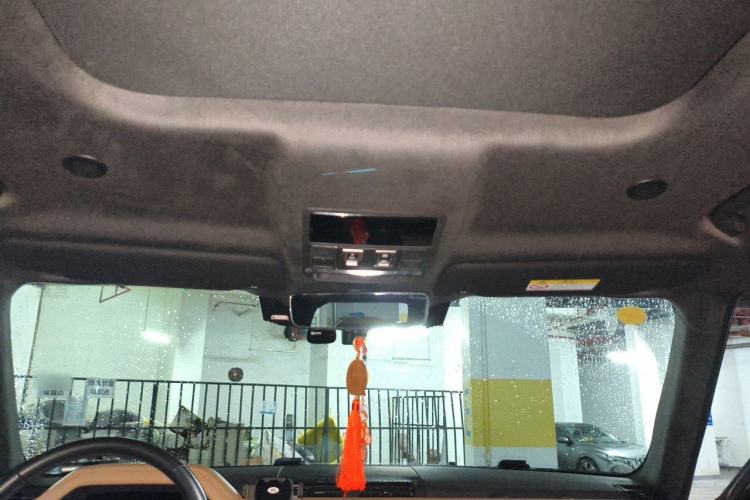 Used Land Rover Defender 2025 110 3.0T P400 – Dynamic HSE Headliner