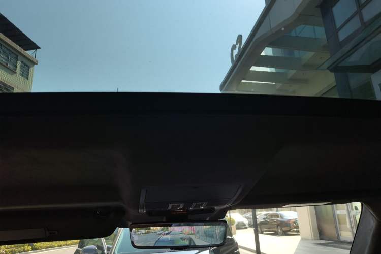 Used Land Rover Defender 2025 110 3.0T P400 X Headliner
