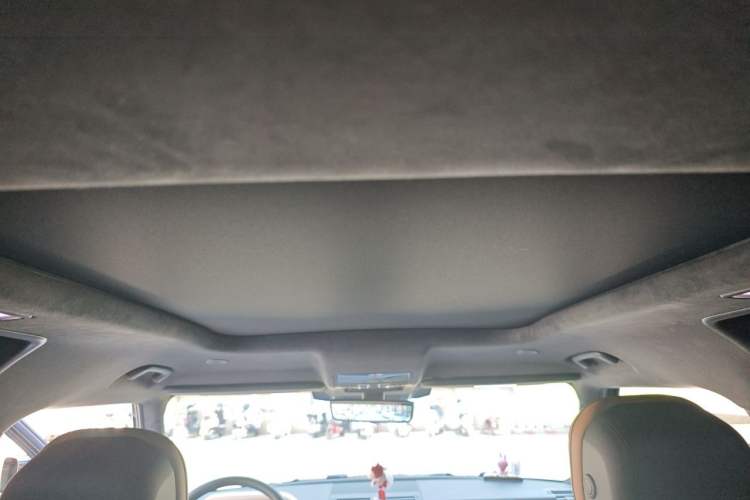 Used Land Rover Defender 2025 90 3.0T P400 X-Dynamic HSE Headliner