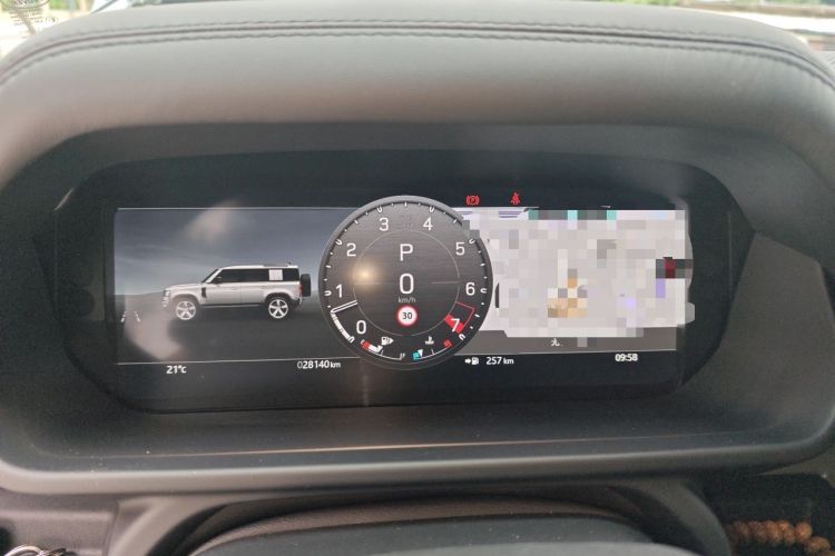Used Land Rover Defender 2025 110 3.0T P400 – Dynamic HSE Instrument Cluster