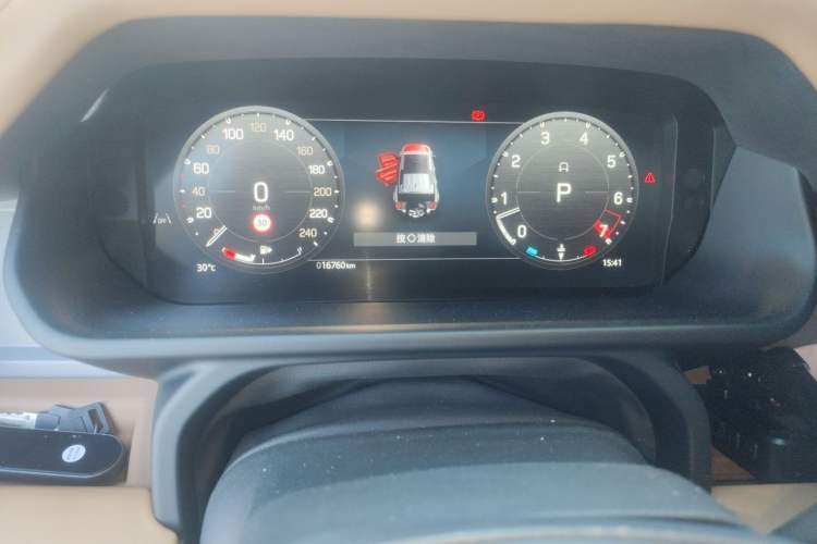 Used Land Rover Defender 2025 110 3.0T P400 – Dynamic HSE Instrument Cluster