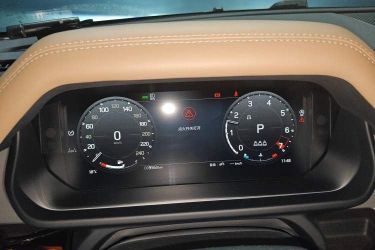 Used Land Rover Defender 2025 110 3.0T P400 – Dynamic HSE Instrument Cluster