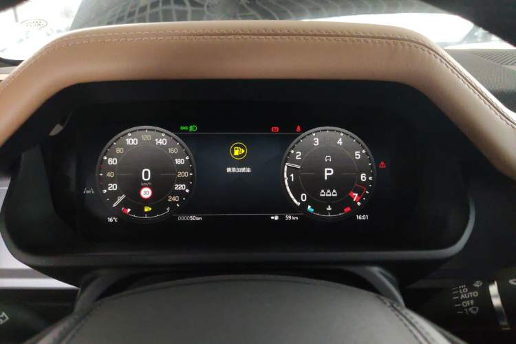Used Land Rover Defender 2025 110 3.0T P400 – Dynamic HSE Instrument Cluster