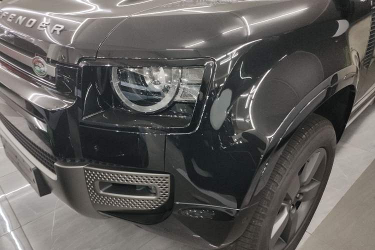 Used Land Rover Defender  Left Front Headlight