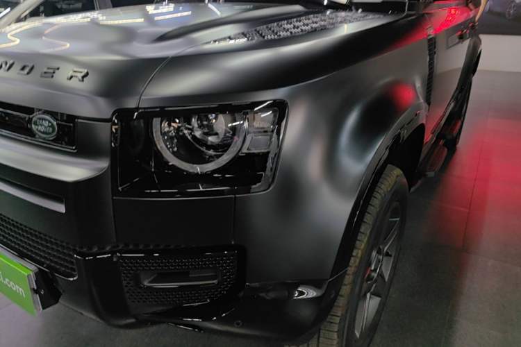 Used Land Rover Defender 2025 110 3.0T P400 X-Dynamic SE Left Front Headlight