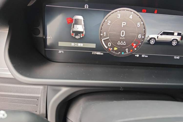 Used Land Rover Defender 2025 110 3.0T P400 – Dynamic HSE Odometer Close Up