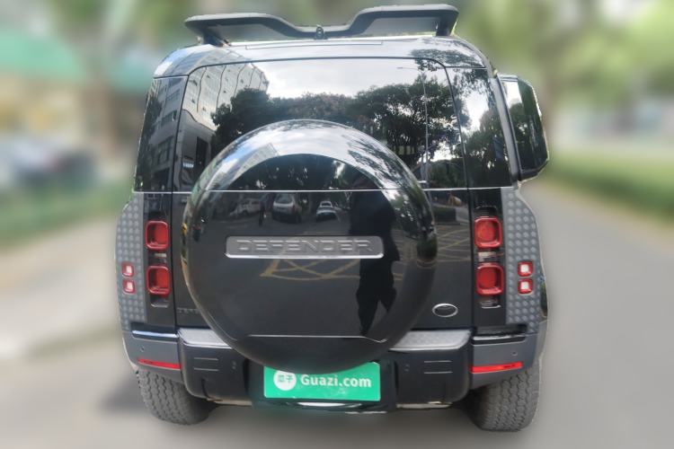 Used Land Rover Defender 2025 110 3.0T P400 Dark Edition Rear