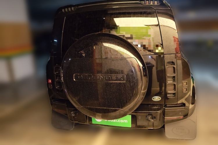 Used Land Rover Defender 2025 110 3.0T P400 – Dynamic HSE Rear