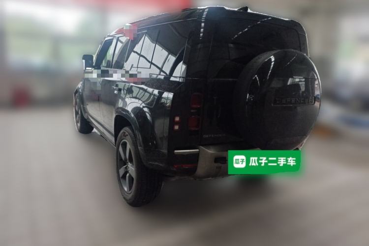 Used Land Rover Defender 2025 110 3.0T P400 – Dynamic HSE Rear Left 45 Deg