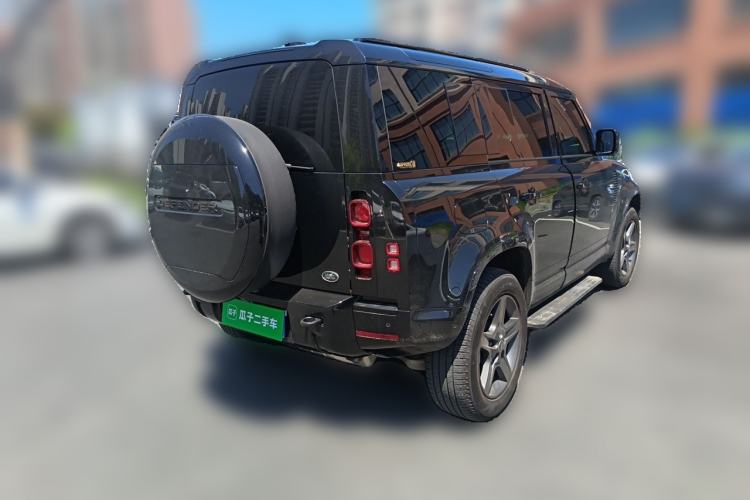 Used Land Rover Defender 2025 110 3.0T P400 X-Dynamic SE Rear Right 45 Deg