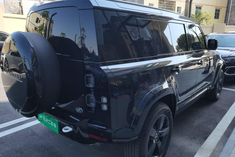 Used Land Rover Defender 2025 110 3.0T P400 X Rear Right 45 Deg