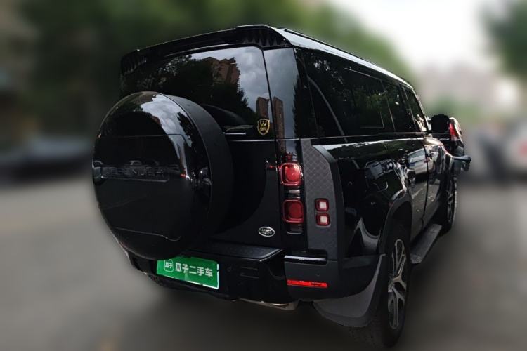 Used Land Rover Defender 2025 110 3.0T P400 Dark Edition Rear Right 45 Deg